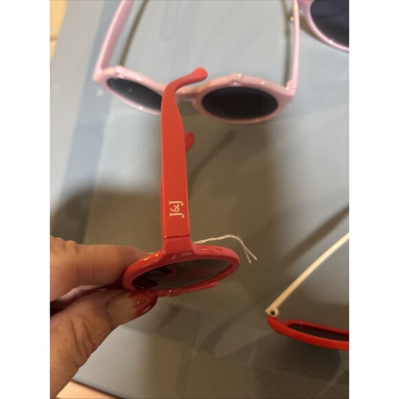 Kid's Assorted 4 Pack Sunglasses  Janie And Jack Salmón. 2 Lilac And One Redwht - Picture 2 of 5